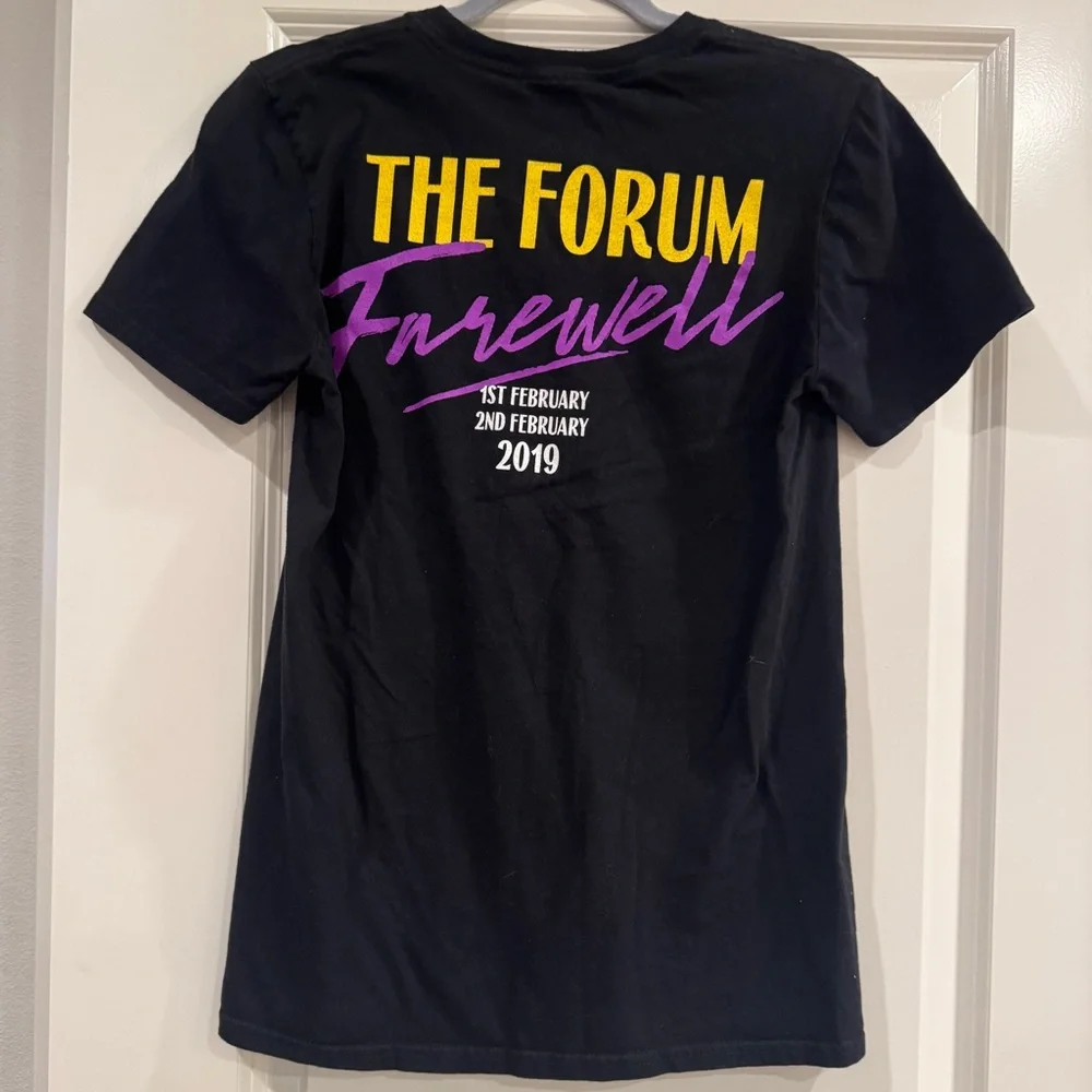 Farewell Yellow Brick Road Black T-Shirt THE FORUM FAREWELL 2019 ELTON JOHN S - Picture 2 of 9